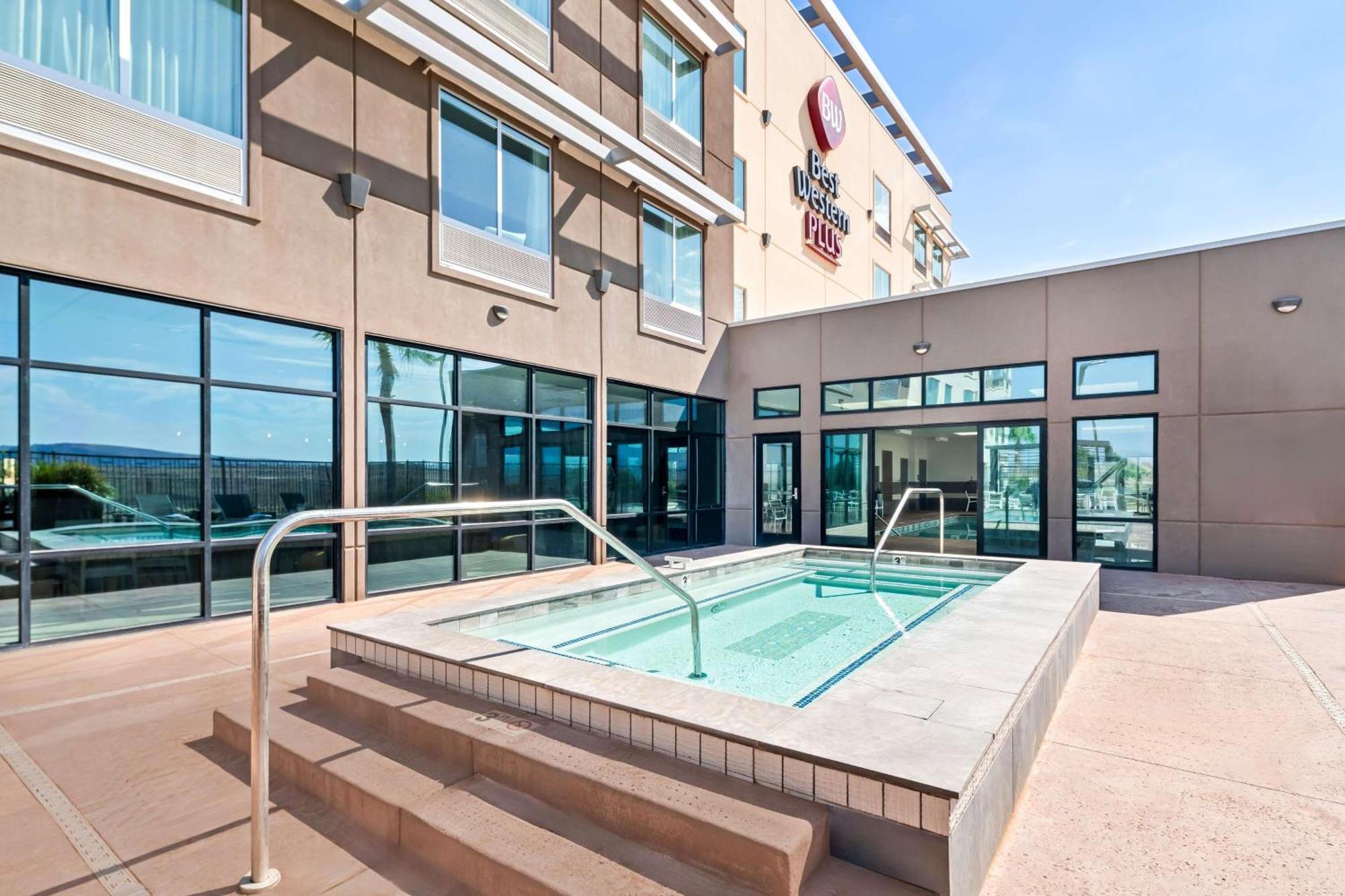 Best Western Plus Settlers Point Вашингтон Экстерьер фото